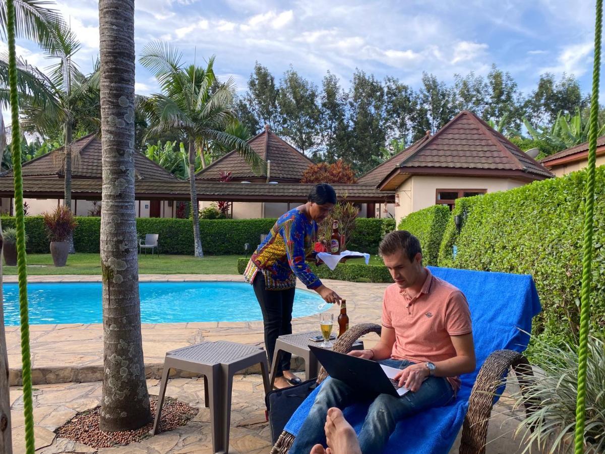 Ahadi Lodge Arusha Ngoại thất bức ảnh